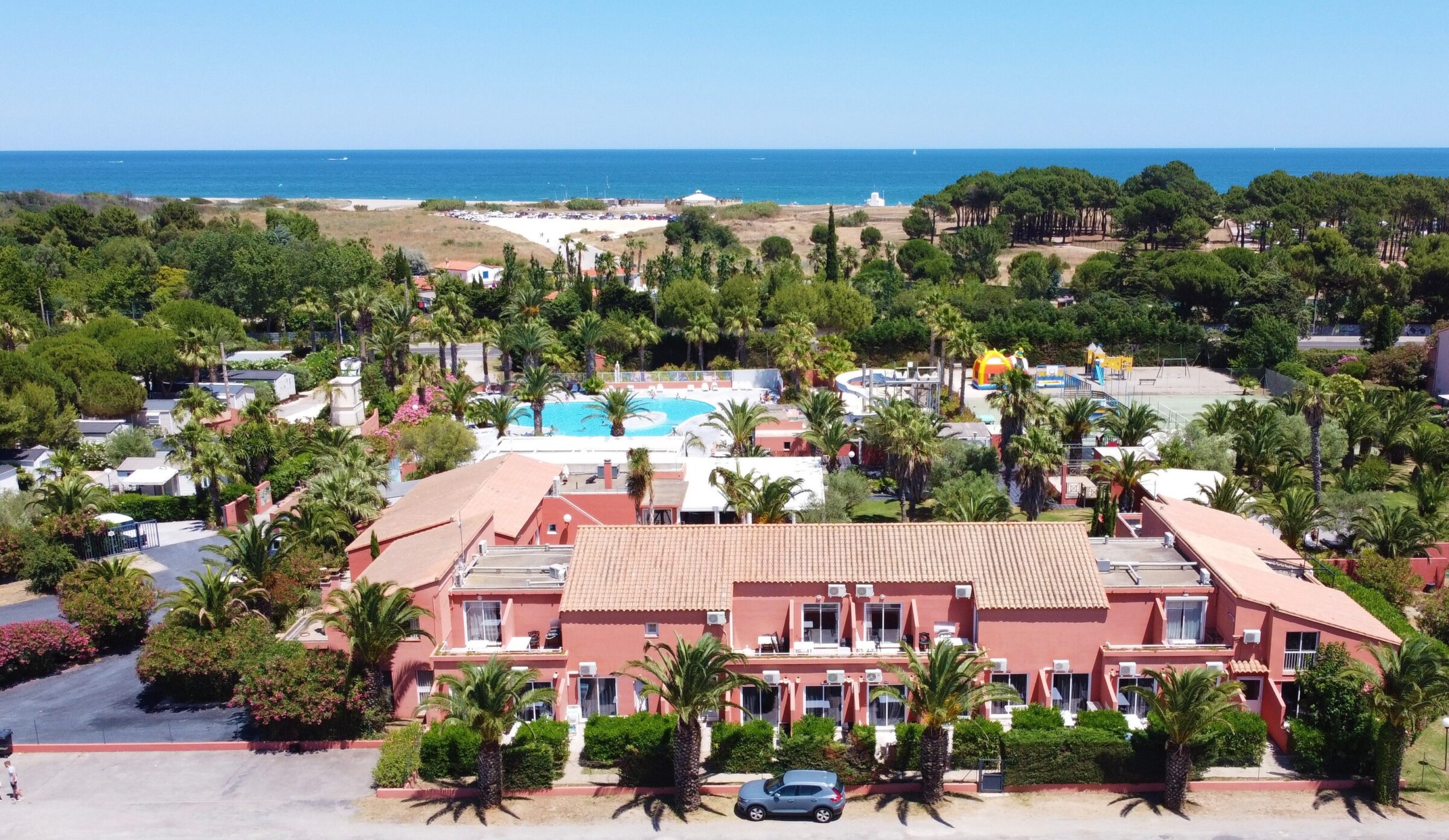Luchtfoto van de antinéa residentie in Argeles sur mer